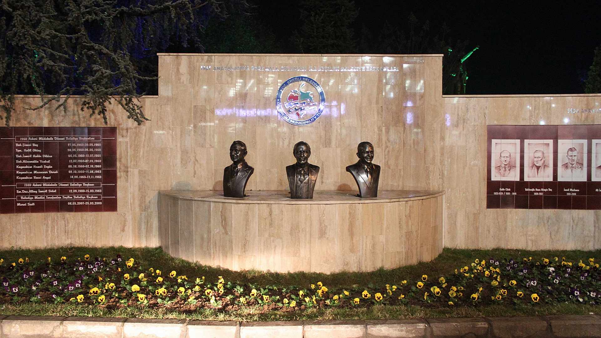 Belediye Başkanları Büstleri