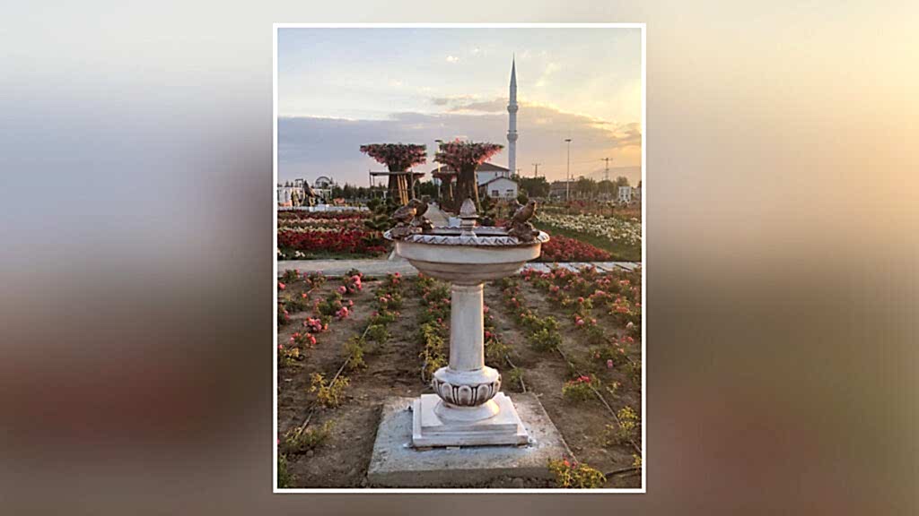 Bülbüllü Fıskiye Heykeli